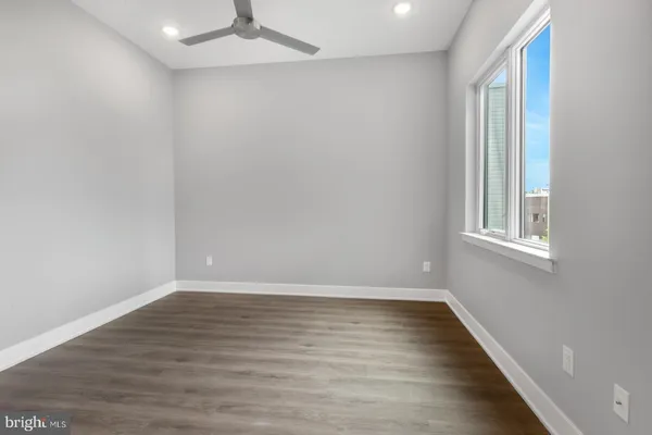 $1,795 | 2119 North Front Street, Unit 302, Philadelphia, PA 19122
