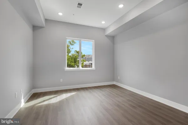 $1,795 | 2119 North Front Street, Unit 302, Philadelphia, PA 19122