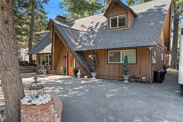 $454,000 | 31466 Onacrest Drive, Running Springs, CA 92382