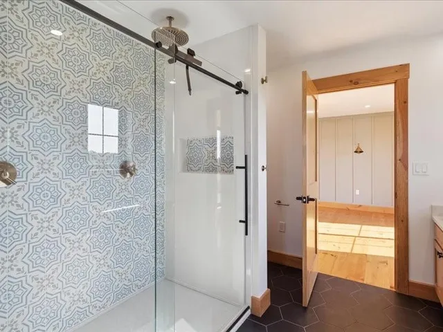 $749,900 | 6239 Northwest County Road 4002, Butler, MO 64730