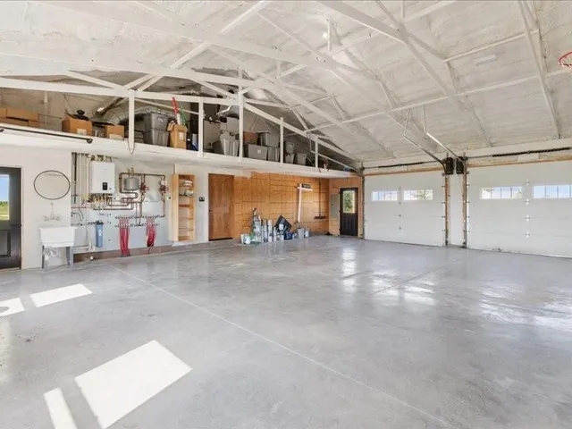 $749,900 | 6239 Northwest County Road 4002, Butler, MO 64730