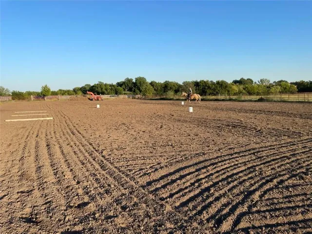 $749,900 | 6239 Northwest County Road 4002, Butler, MO 64730