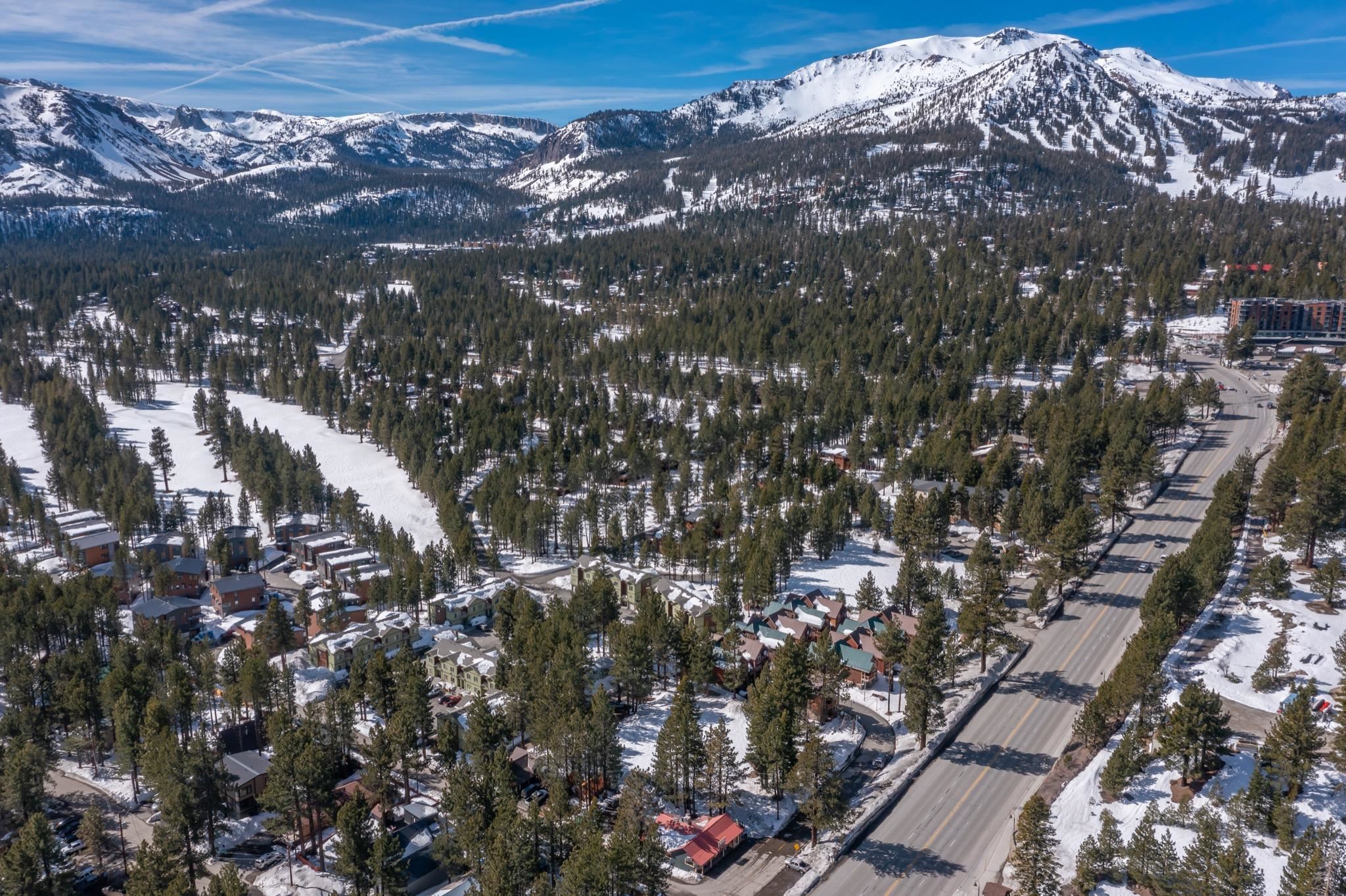 3721 Main Street Mammoth Lakes, CA 93546 - Photo 24 of 33 a view of city and mountain