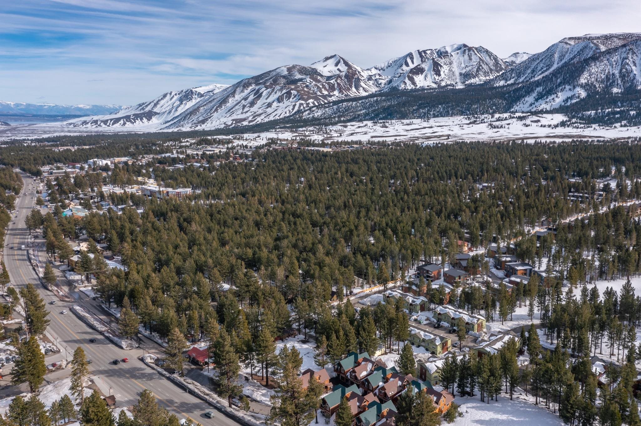 3721 Main Street Mammoth Lakes, CA 93546 - Photo 31 of 33 a view of a large building