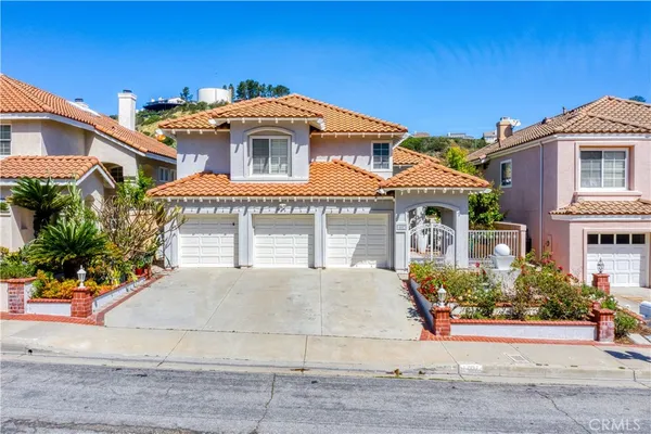 $1,749,000 | 6807 East Pinnacle Pointe, Orange, CA 92869