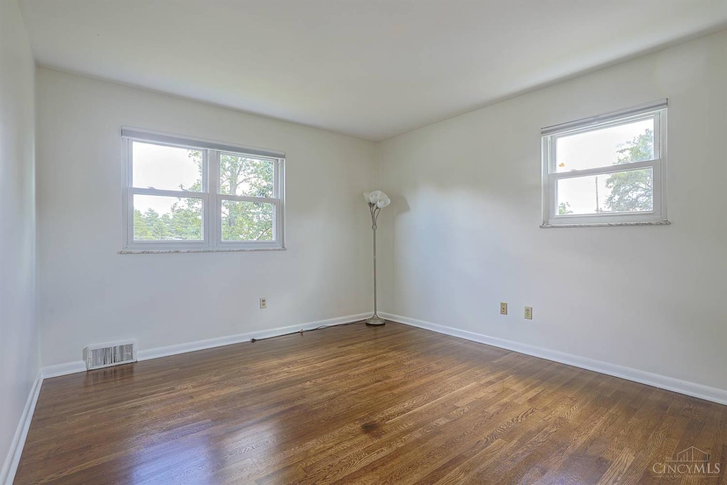 10639 Weil Road Montgomery, OH 45249 - Photo 35 of 54
