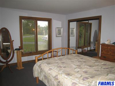 2303 East Cedar Canyons Road Fort Wayne, IN 46845 - Photo 12 of 22 Gallery Image 12