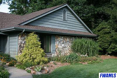 2303 East Cedar Canyons Road Fort Wayne, IN 46845 - Photo 3 of 22 Gallery Image 3