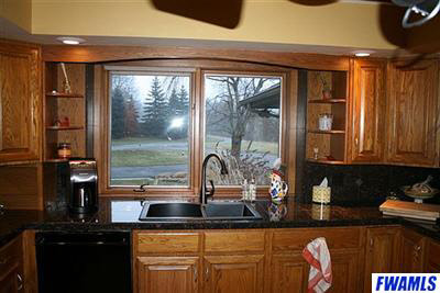 2303 East Cedar Canyons Road Fort Wayne, IN 46845 - Photo 7 of 22 Gallery Image 7