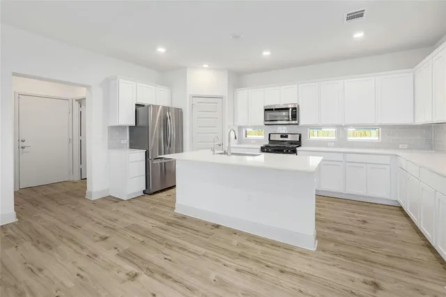 $2,250 | 16808 Ponte Cove, Pflugerville, TX 78660