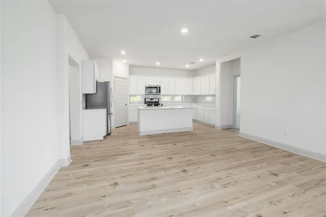 $2,250 | 16808 Ponte Cove, Pflugerville, TX 78660