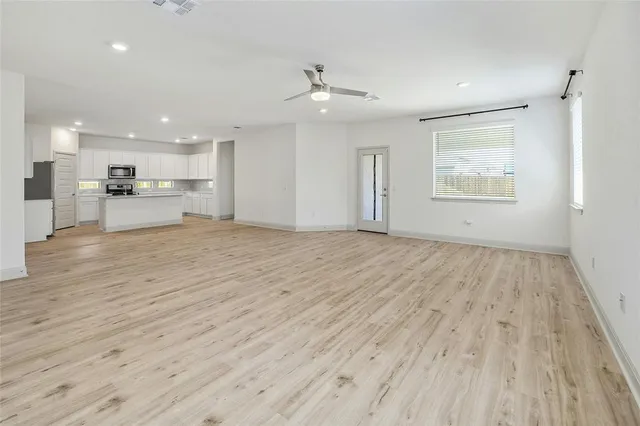 $2,250 | 16808 Ponte Cove, Pflugerville, TX 78660