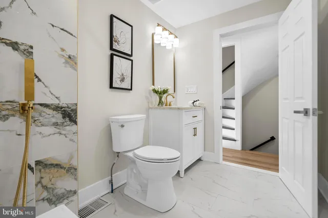 $585,000 | 378 East Elm Street, Conshohocken, PA 19428