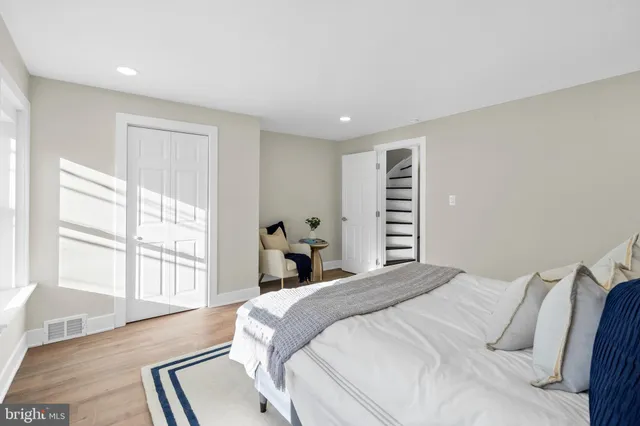 $585,000 | 378 East Elm Street, Conshohocken, PA 19428