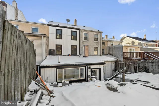 $585,000 | 378 East Elm Street, Conshohocken, PA 19428