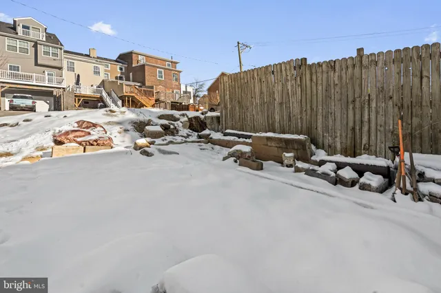 $585,000 | 378 East Elm Street, Conshohocken, PA 19428