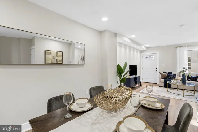 $585,000 | 378 East Elm Street, Conshohocken, PA 19428