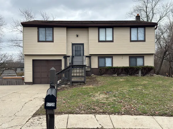 $1,700 | 5739 Ensenada Avenue, Indianapolis, IN 46237