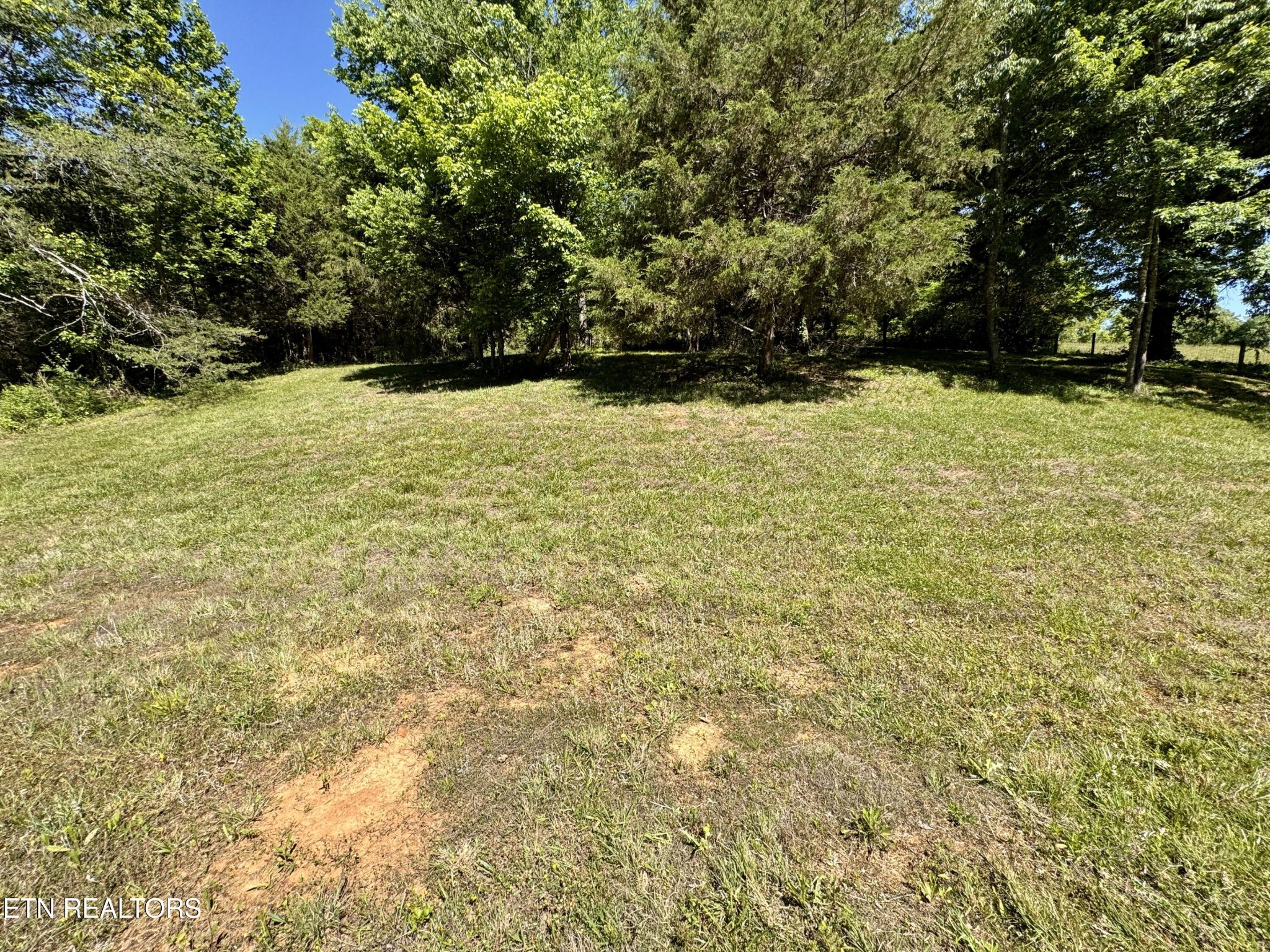 983 River Hill Road Sparta, TN 38583 - Photo 38 of 47 a view of an outdoor space and a yard