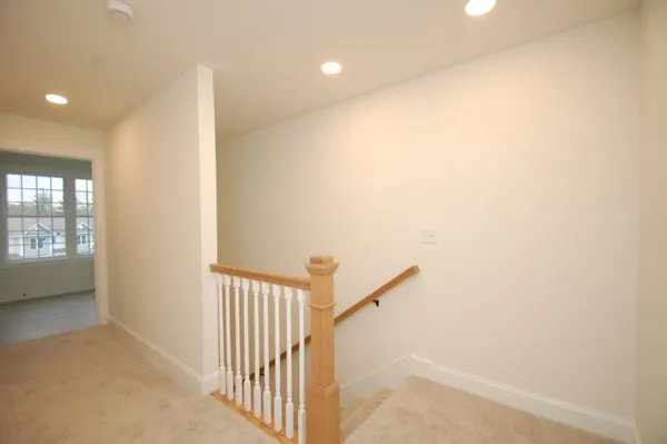 $540,000 | 6 B Dearborn Circle, Goffstown, NH 03045