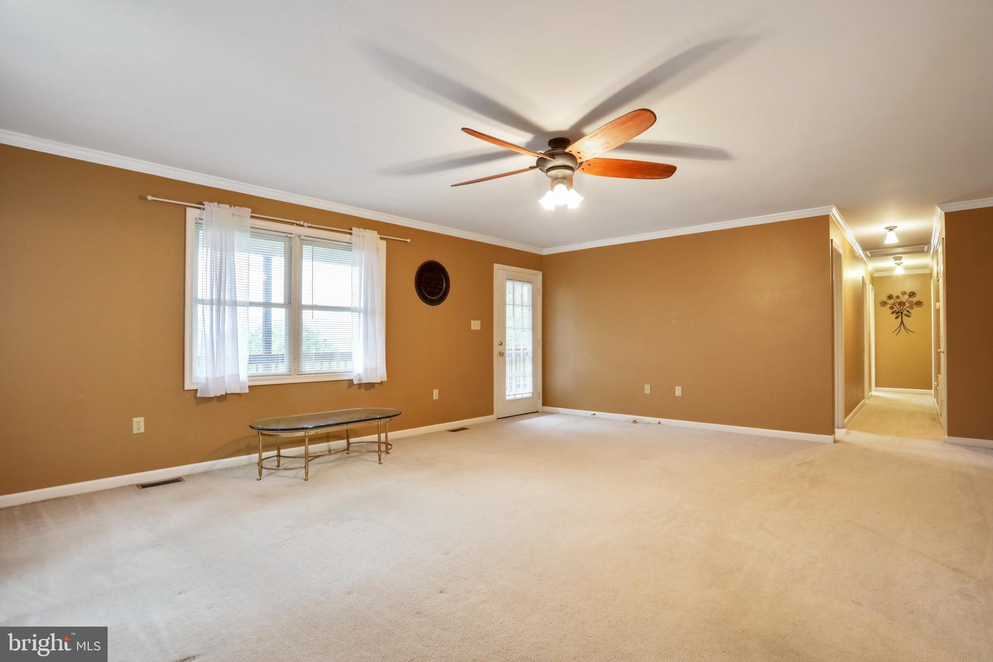 360 Timberline Ridge Road Star Tannery, VA 22654 - Photo 14 of 61 Living Room