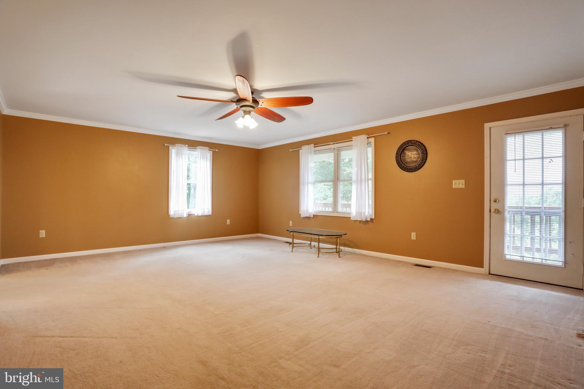 360 Timberline Ridge Road Star Tannery, VA 22654 - Photo 15 of 61 Living Room