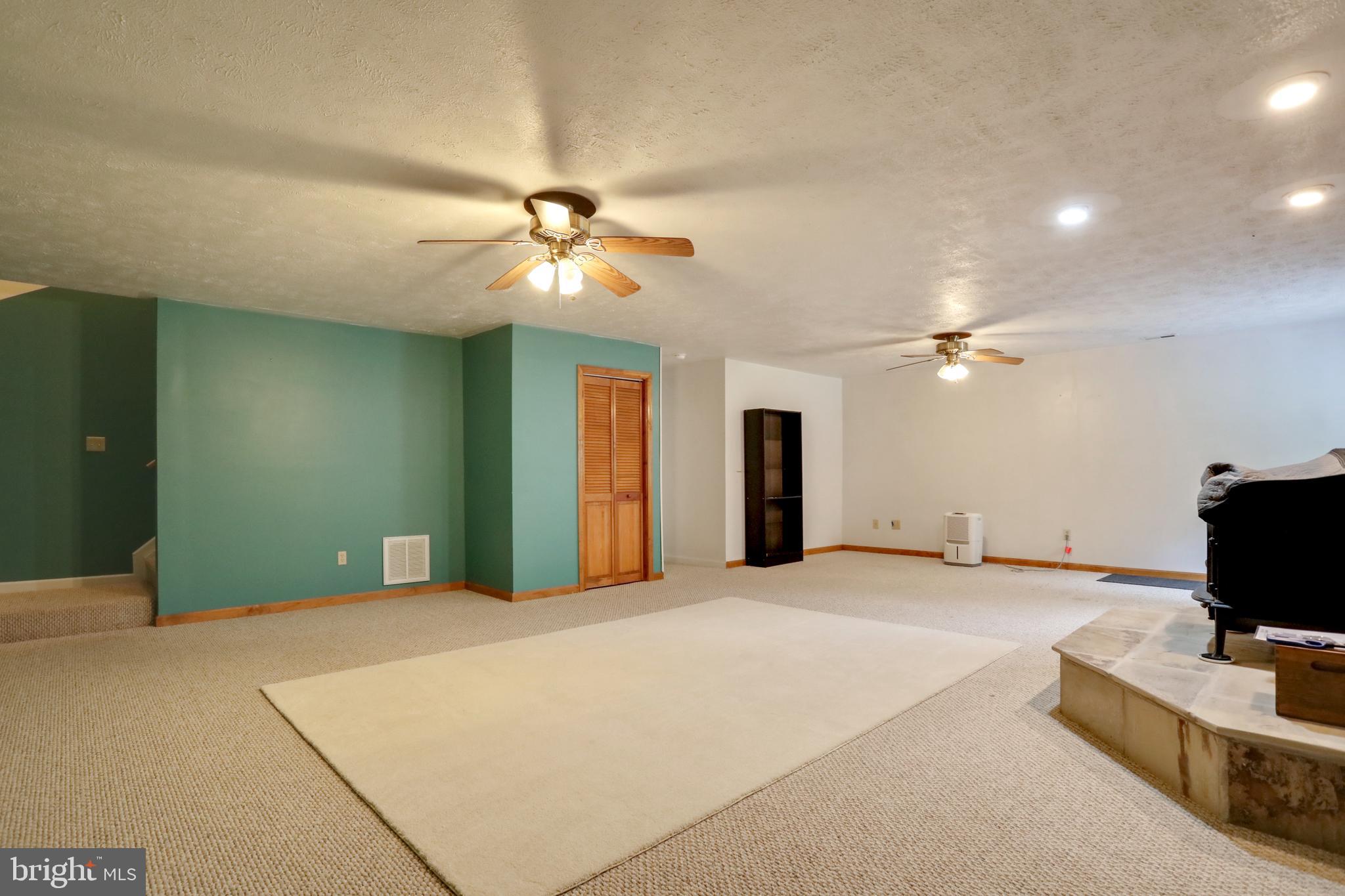 360 Timberline Ridge Road Star Tannery, VA 22654 - Photo 37 of 61 Family Room