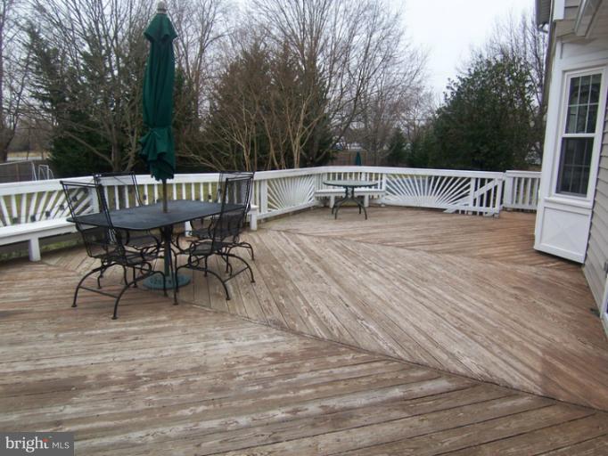 19214 Munger Farm Road Poolesville, MD 20837 - Photo 18 of 30 Exterior (General)