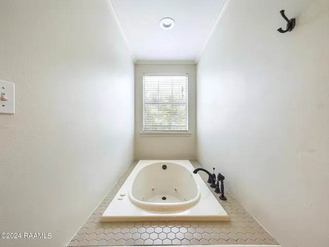 $995,000 | 68335 Taulla Drive, Covington, LA 70433