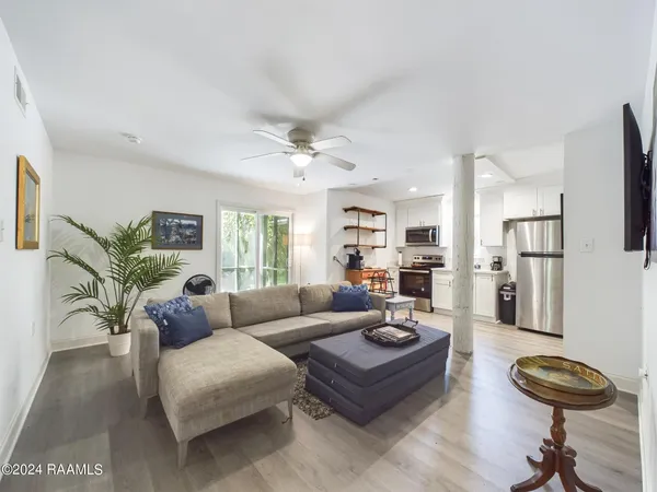 $995,000 | 68335 Taulla Drive, Covington, LA 70433