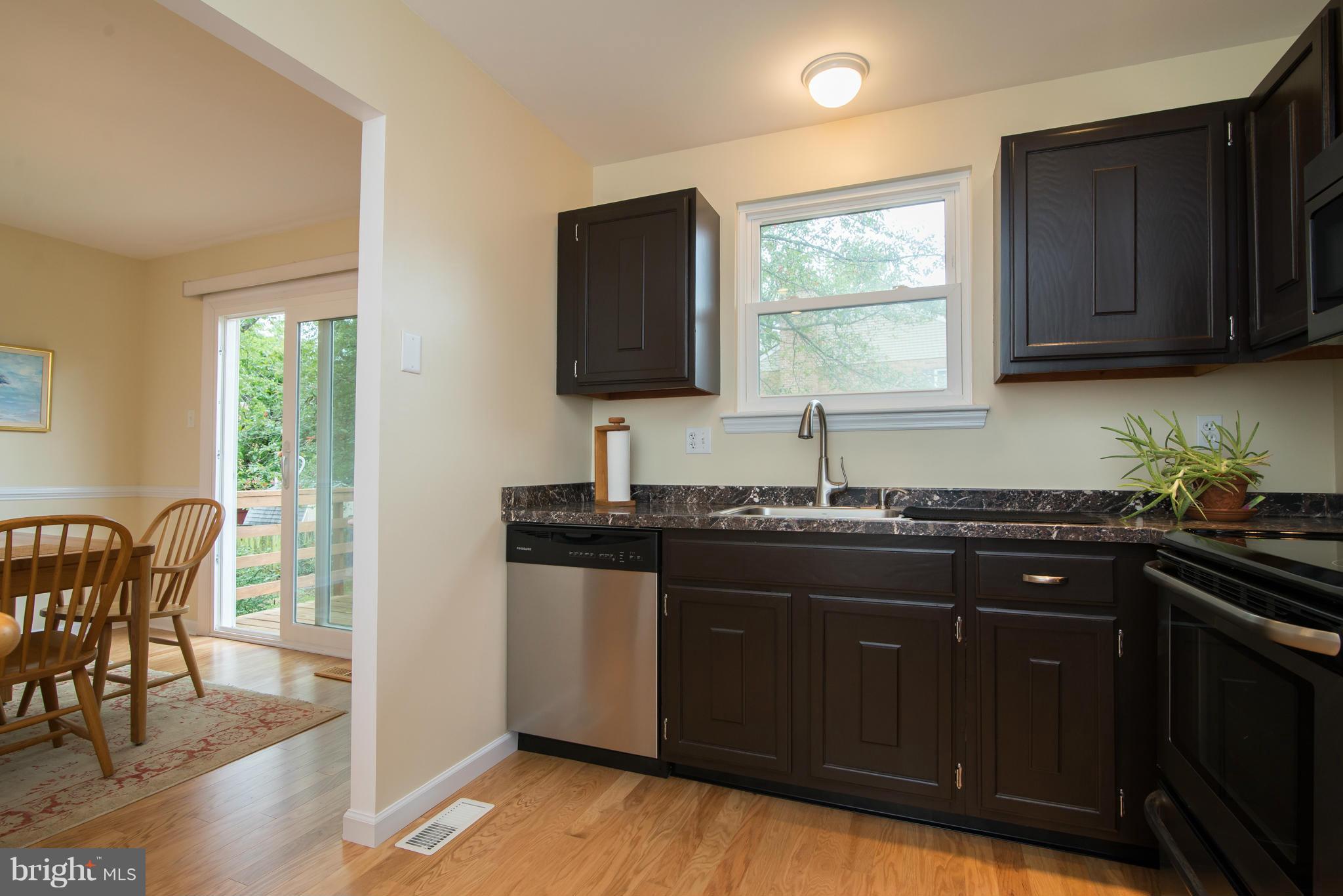 205 Georgetown Road Annapolis, MD 21403 - Photo 14 of 30 Kitchen