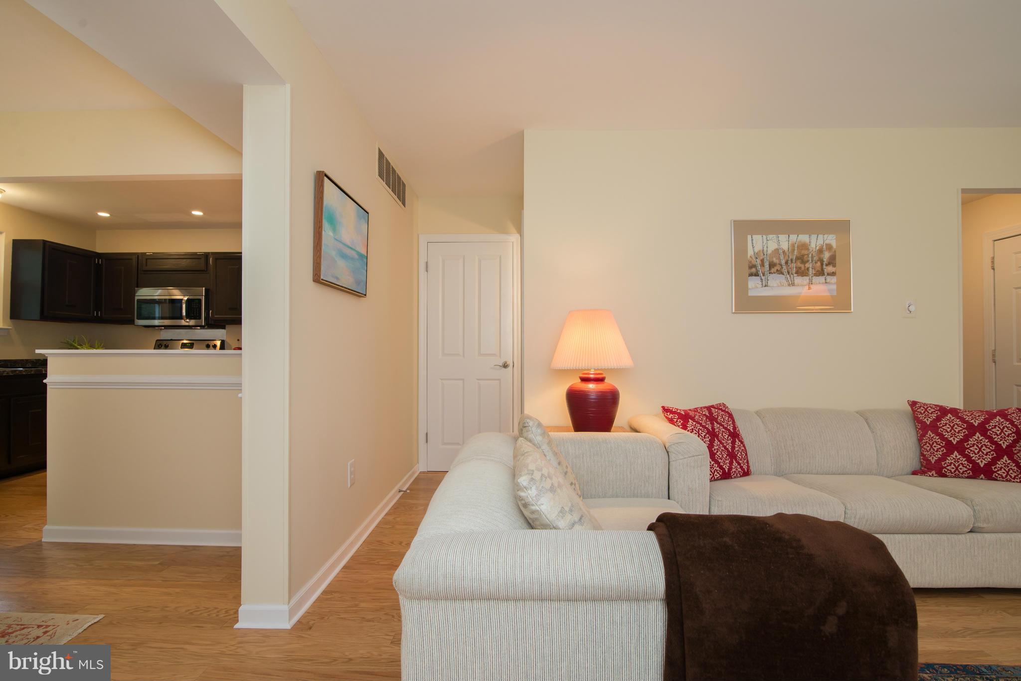 205 Georgetown Road Annapolis, MD 21403 - Photo 8 of 30 Interior (General)