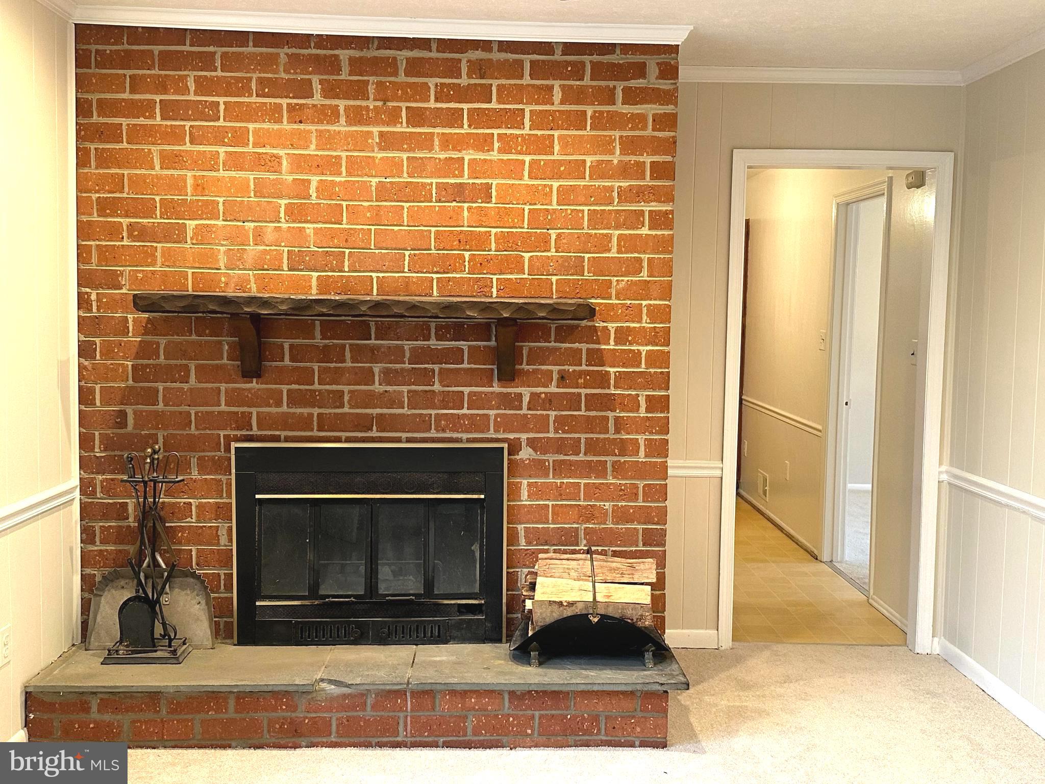 4037 Olney Laytonsville Road Olney, MD 20832 - Photo 17 of 42 Wood Burning Fireplace