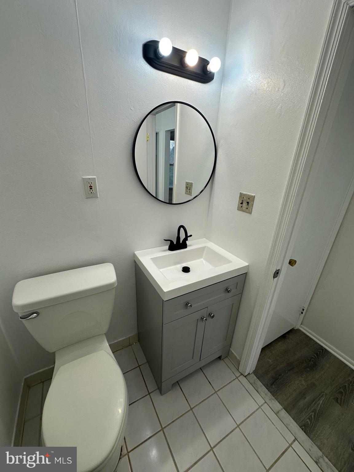 4037 Olney Laytonsville Road Olney, MD 20832 - Photo 26 of 42 En Suite Bathroom