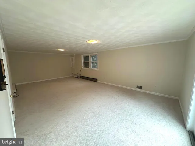 $3,400 | 4037 Olney Laytonsville Road, Olney, MD 20832