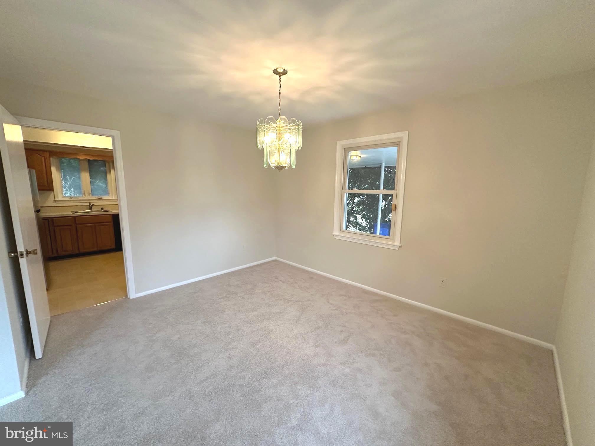 4037 Olney Laytonsville Road Olney, MD 20832 - Photo 10 of 42 Dining Room