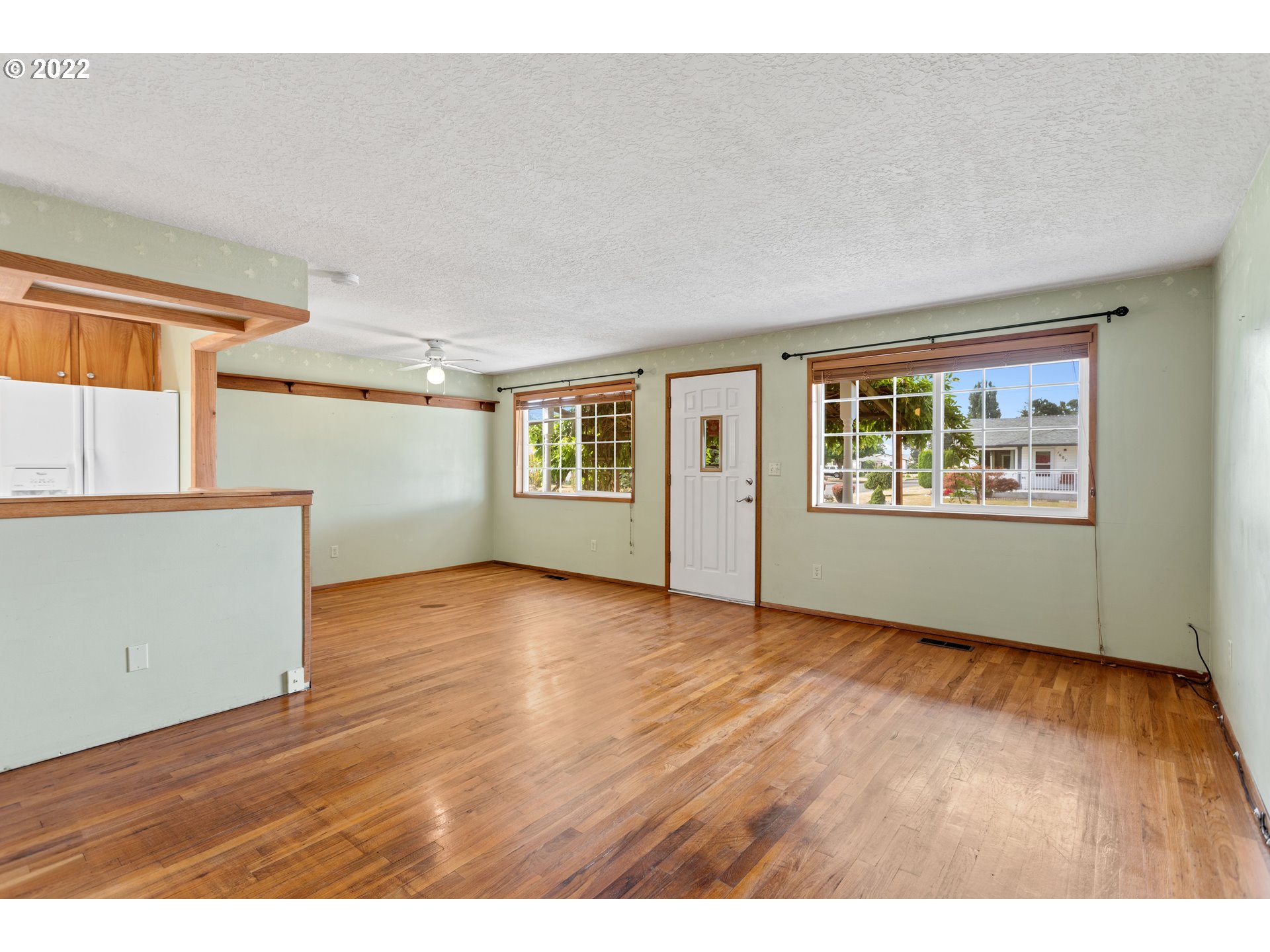 1610 Sallal Road Woodburn, OR 97071 - Photo 5 of 29 Gallery Image 5