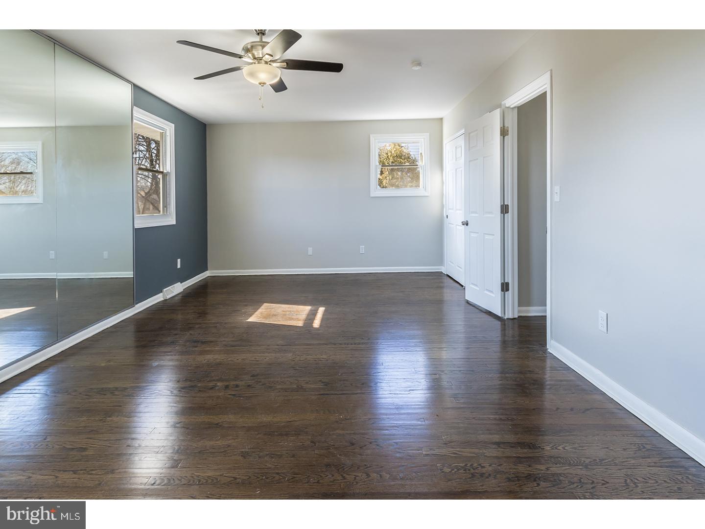 402 Cardinal Road Edgewater Park, NJ 08010 - Photo 19 of 24 Bedroom - Main