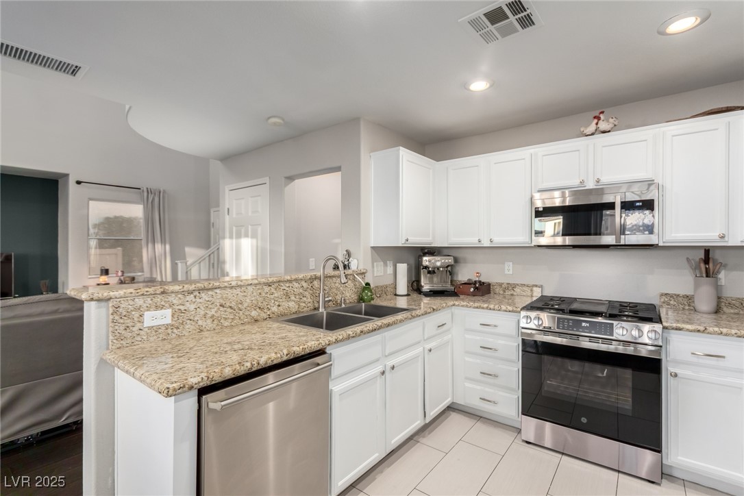 9104 Spoonbill Ridge Place Las Vegas, NV 89143 - Photo 20 of 43