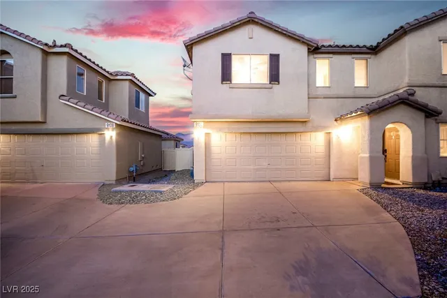 $385,000 | 9104 Spoonbill Ridge Place, Las Vegas, NV 89143