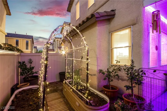 $385,000 | 9104 Spoonbill Ridge Place, Las Vegas, NV 89143