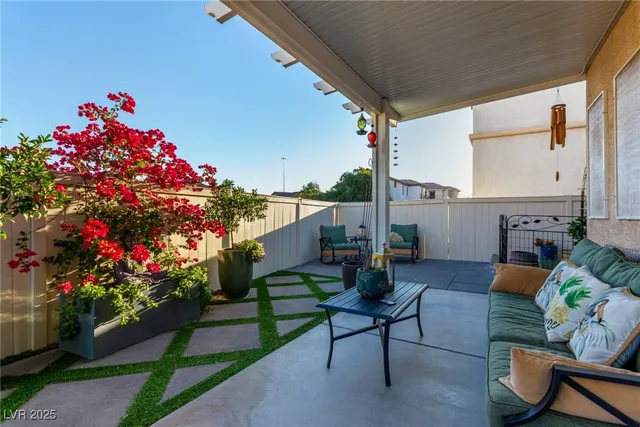 $385,000 | 9104 Spoonbill Ridge Place, Las Vegas, NV 89143