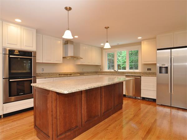 11 Rockmeadow Road Westwood, MA 02090 - Photo 5 of 28 Gallery Image 5