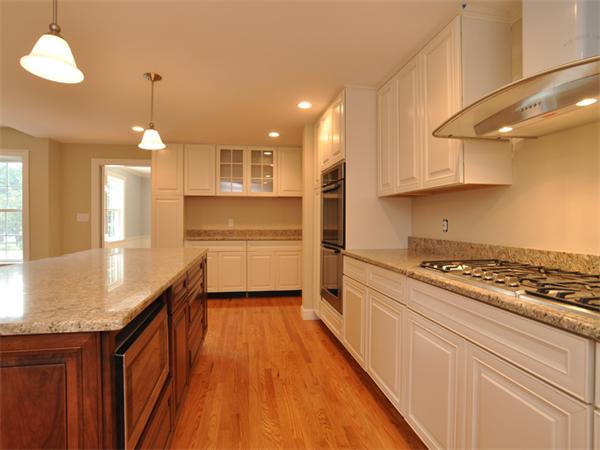 11 Rockmeadow Road Westwood, MA 02090 - Photo 7 of 28 Gallery Image 7