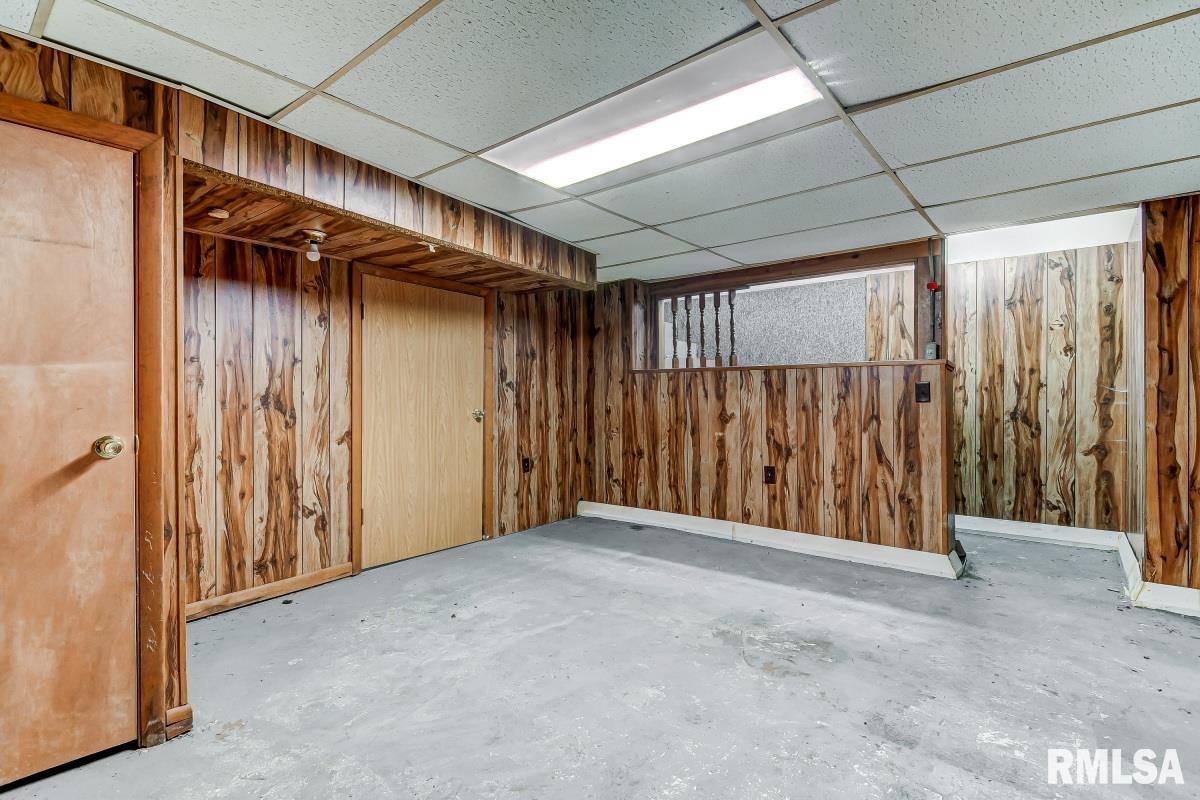 2020 South Spring Street Springfield, IL 62704 - Photo 17 of 22