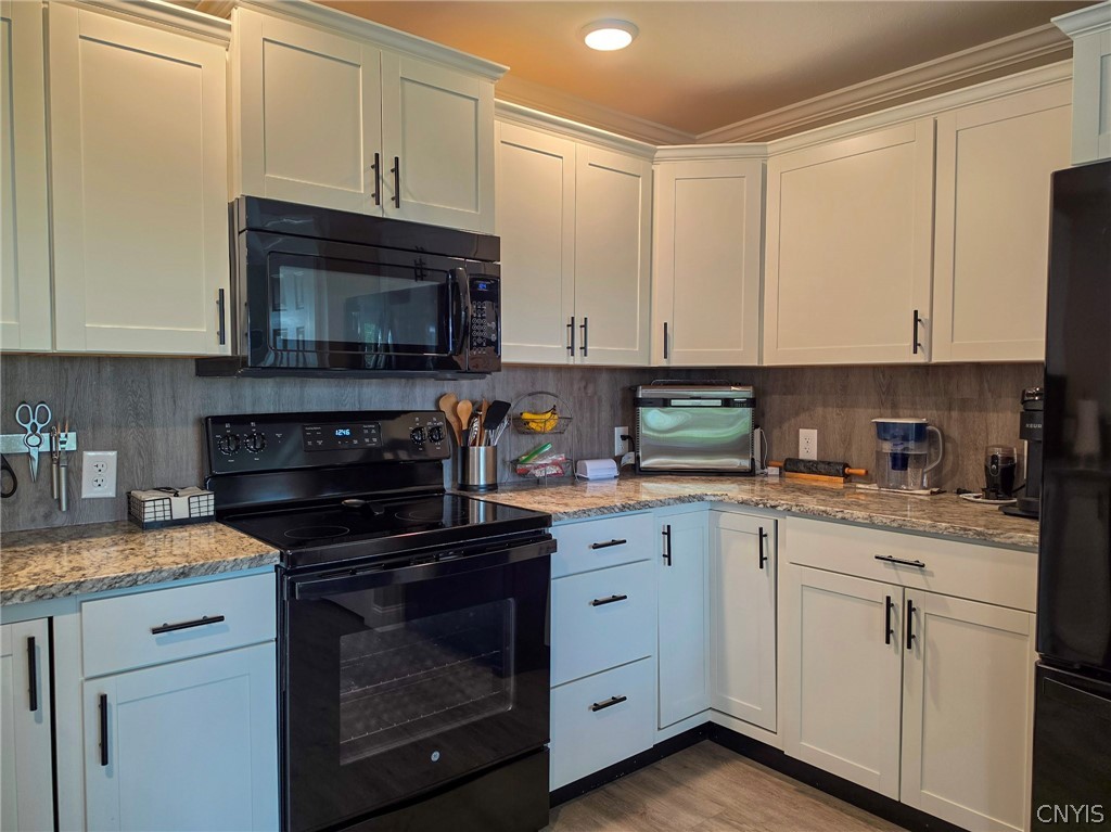 6394 Lakeshore Road South Verona, NY 13032 - Photo 5 of 33