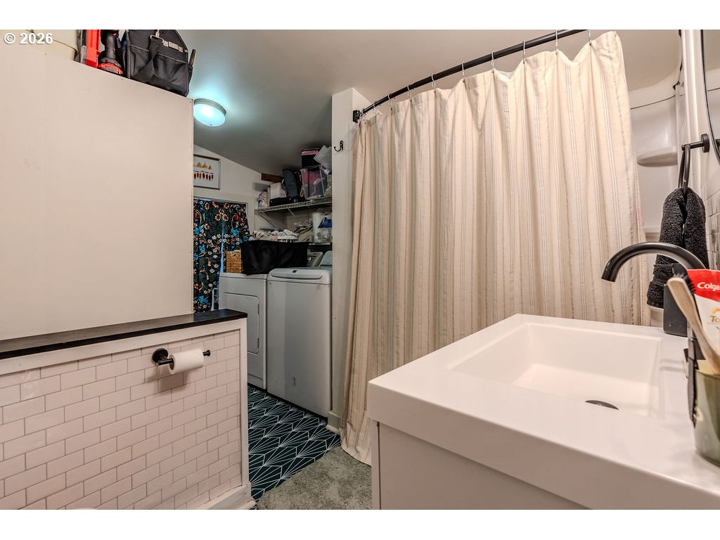 58801 Southeast Cabin Lane Sandy, OR 97055 - Photo 16 of 34