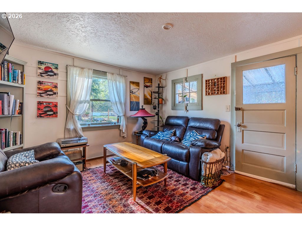 58801 Southeast Cabin Lane Sandy, OR 97055 - Photo 8 of 34