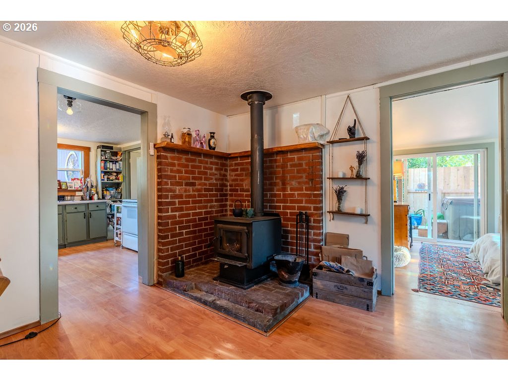 58801 Southeast Cabin Lane Sandy, OR 97055 - Photo 10 of 34