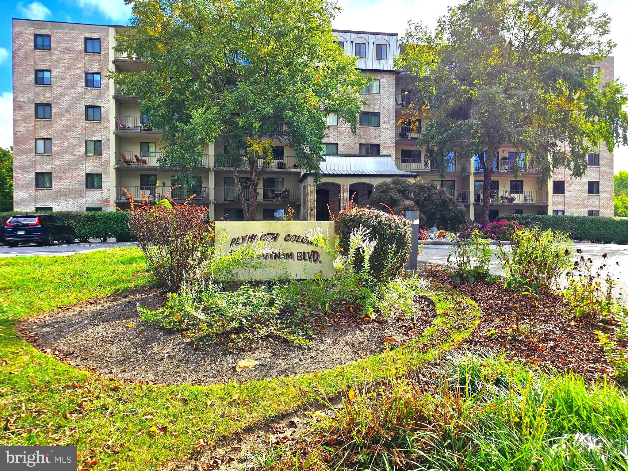 1000 Putnam Boulevard, Unit 307 Wallingford, PA 19086 - Photo 2 of 47 Exterior Front